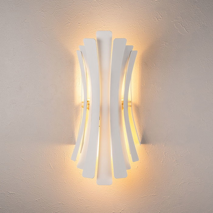 Opviq Lámpara de Pared de Cuerpo Metálico Blanco